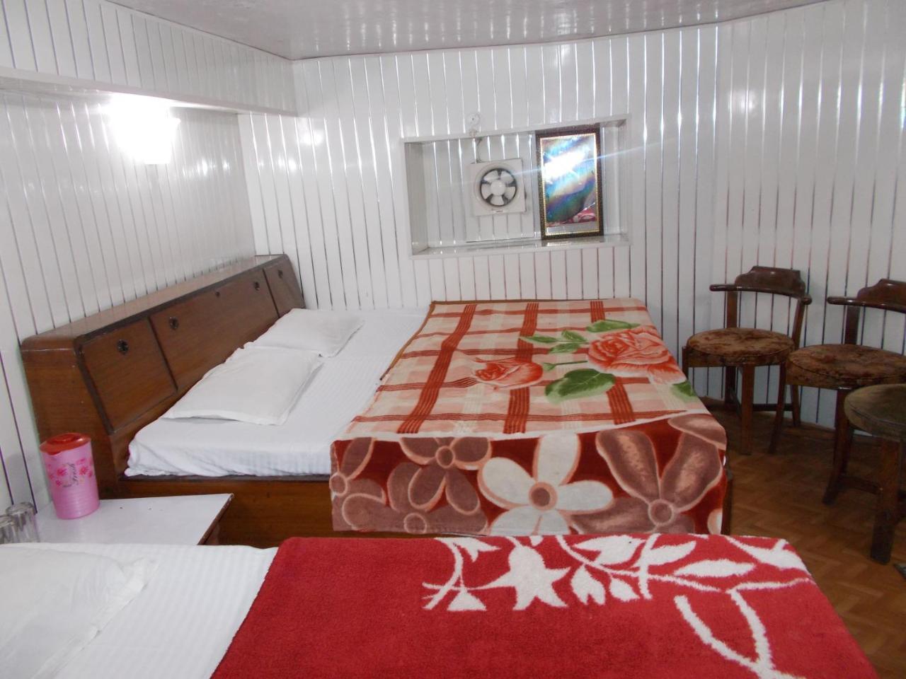 Hotel Darpan Nainital Εξωτερικό φωτογραφία