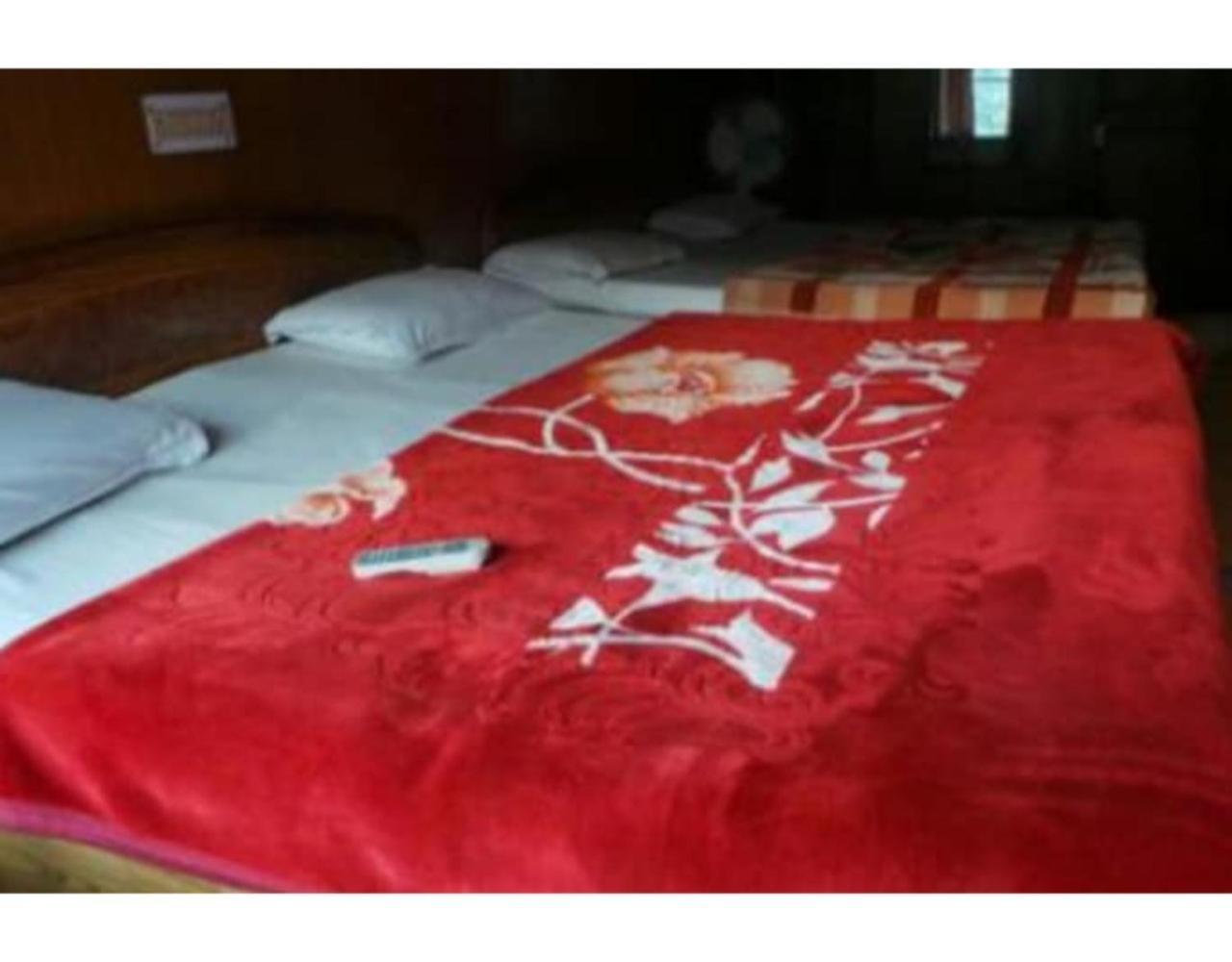 Hotel Darpan Nainital Εξωτερικό φωτογραφία